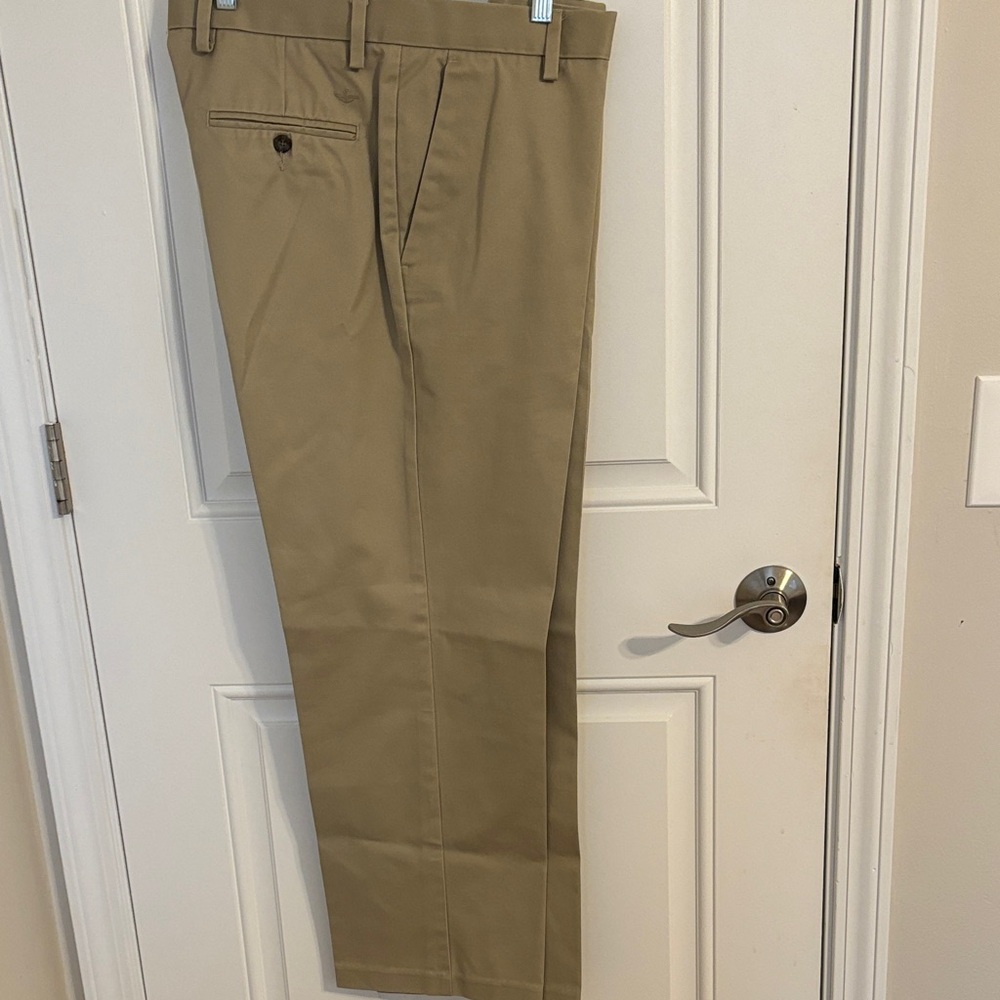 Dockers Men's Tan Chinos